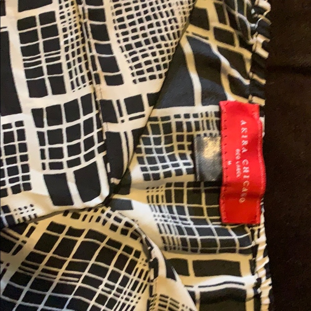 AKIRA CHICAGO CROP TOP